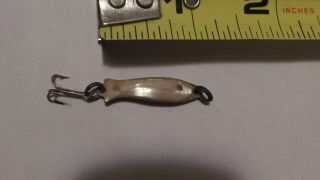 Vintage Mother Of Pearl Abalone Fishing Lure Spoon Metal Back Fly Minnow