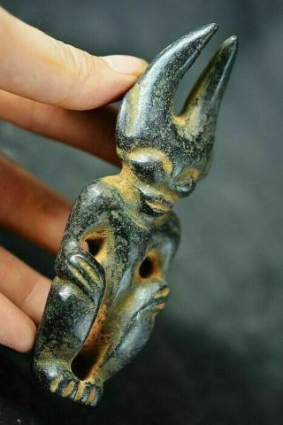Chinese Hongshan Culture Magnet Jade Stone Carved Sun God Amulet Pendant J23
