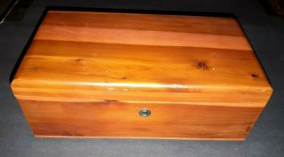 Vintage Small Lane Cedar Jewelry Box With Key Rosen 