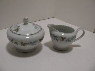 Vintage Fine China 6701 Grapevine Sugar Bowl And Creamer - Japan