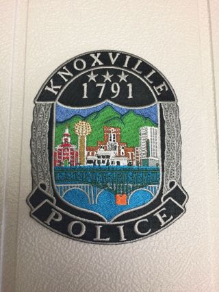 Knoxville Police Department Patch.  (city Scene)