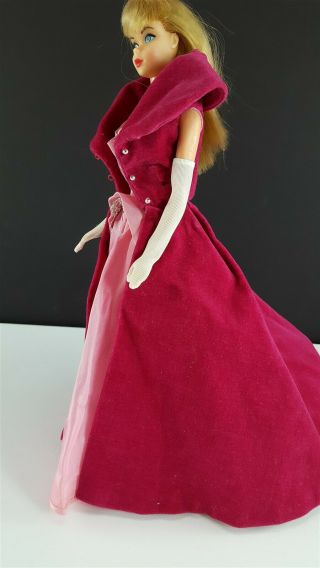 Barbie 993 Sophisticated Lady Velvet Coat Silk Gown Tricot Gloves 1963 3