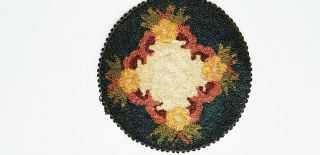Antique Darling Round French Knotted Rug In Teal,  Cream,  Yellow 6 " Diameter