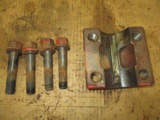 Ih Farmall C Sc 200 230 Rear Wheel Clamp Wedge With Bolts Antique Tractor 3
