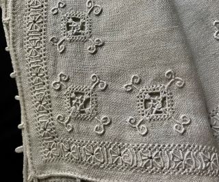 Antique Off - White Linen 21 " Sq Doily Beautifully Hand Made Puntoreticella Lace