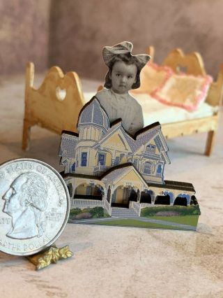 Artisan Miniature Dollhouse Faux Victorian Painted Lady Doll House Child ' s Prop 4