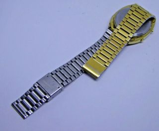 Gent ' s Vintage PULSAR Pulsar Y789 - 5329 Gold Tone Digital Wristwatch 3