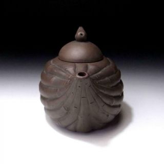 FD14: Vintage Chinese Unglazed Yixing Clay Pottery Tea Pot 4