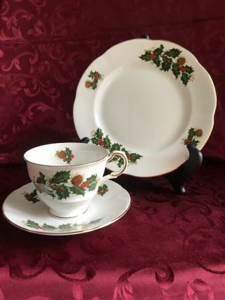 Royal Crest Noel Fine Bone China Tea Cup & Saucer W/cake Plate & Boxes