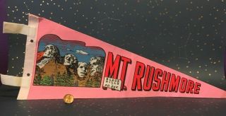 Vtg Kitsch Felt Pennant Souvenir Mt.  Rushmore Black Hills South Dakota