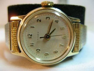 VINTAGE 1968 TIMEX WOMAN ' S WIND - UP WATCH/GOOD COND/KEEPS TIME/SHOCK RESISTANT. 2