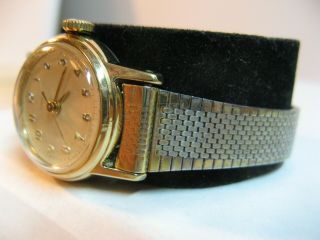 VINTAGE 1968 TIMEX WOMAN ' S WIND - UP WATCH/GOOD COND/KEEPS TIME/SHOCK RESISTANT. 3