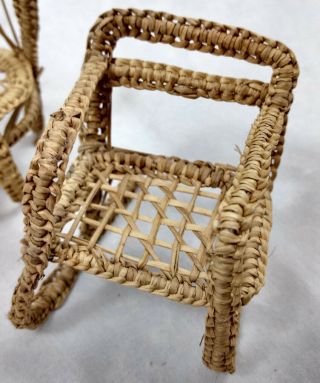Big Imports Wicker Dollhouse Furniture Miniature Kitchen Table Chairs VTG 4