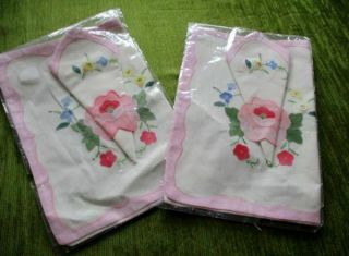 2 Pretty Place Mats With Napkins - Pink Flowers -