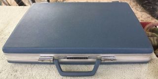 Vintage Samsonite Hard Shell Briefcase - Blue No Key 17”x13”x2.  5”