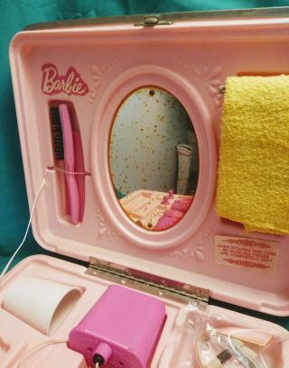Vintage Barbie Vanity Case 1973 4