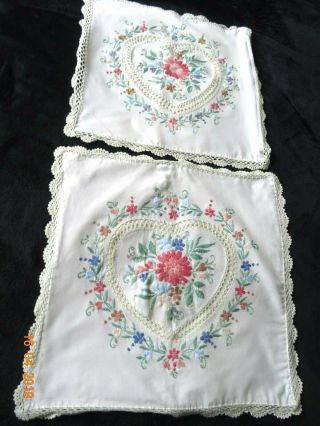 PALE CREAM EMBROIDERED CUSHION COVERS LACE EDGE HEART CENTRES 2