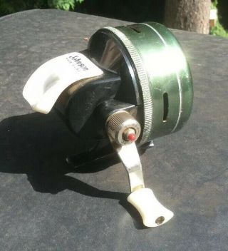 Johnson Sabra Model 130 - A Spin Casting Fishing Reel,  Made In USA 2