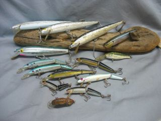 Vintage/old Fishing Lures - 14 Antique Baits - Rebel - Gun Fish - Un Marked - Vari