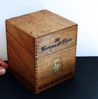 Lovely Vintage Wooden Cigar Box With Hinged Lid - Henri Wintermans.  Corona