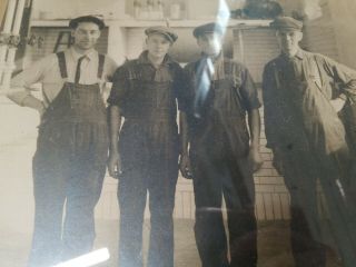 Framed Early Antique Photo 4 Workers Men 12 