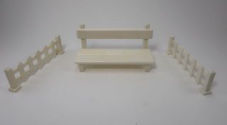 Sylvanian Families Vintage Bench&fences 1985 Epoch Taiwan Calico Critters Spares