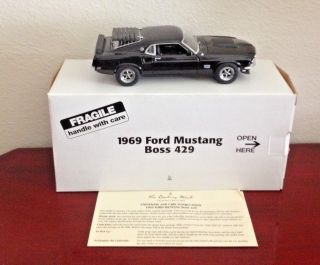 The Danbury 1/24 1969 Black Ford Mustang Boss 429