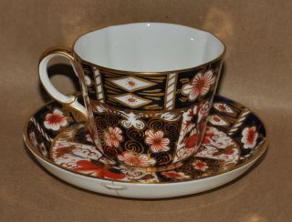 Antique Royal Crown Derby Porcelain Traditional Imari Fluted Cup & Saucer 2451