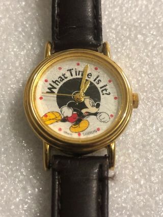 Vintage Lorus V501 - 6r30 Mickey Mouse Watch - What Time Is It