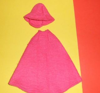 1970 ' s HOT PINK FELT CAPE & HAT Clone CLOTHES Maddie Mod Wendy Sindy Barbie 2
