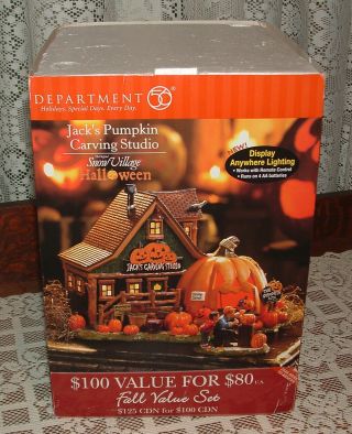 Dept 56 Halloween " Jacks Pumpkin Carving Studio ",  Snow Village 54600
