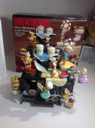 1992 Enesco Small World Of Music Home On The Range Never Displayed