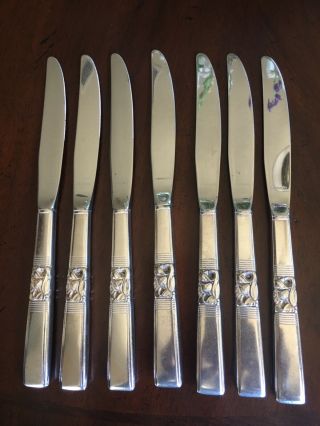 7 Vintage 1948 Morning Star Floral Dinner Knives Silver Plate Oneida Community