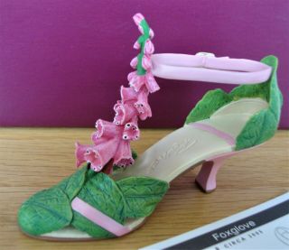 Just The Right Shoe - Foxglove,  2005 Breast Cancer Awareness shoe 3
