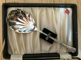 Boxed Set 6 Vintage Silver Plate Dessert Spoons with Serving Spoon.  Yeoman Plate 3