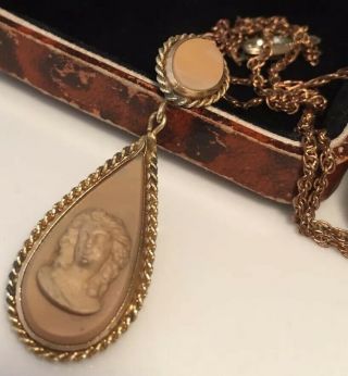 Vintage Antique Jewellery Lovely Victorian Cameo Pendant Necklace