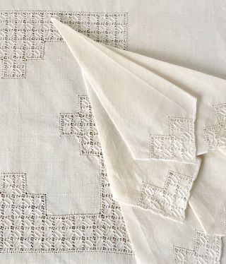 Vintage Hand Embroidered Linen Tablecloth & Napkins No.  101