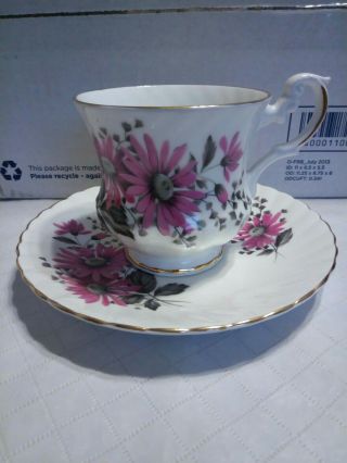 Vintage,  Royal Dover China Tea Cup/saucer Set - Floral Pink Daisy