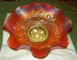 Vintage/antique Marigold Carnival Glass Bowl W.  Fluted Rim/acorn Wreath?