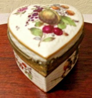 Antique Vtg Limoges Porcelain Hand Painted Flowers Hinged Heart Pill Trinket Box
