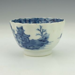 Antique Chinese Porcelain - Blue & White Oriental Scenes Tea Bowl - Unusual 2