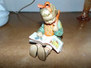 Vtg Hummel Goebel Large Book Worm Girl Figurine