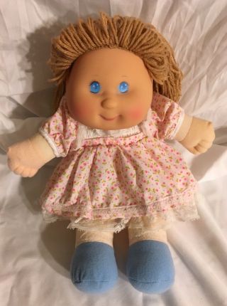 Vintage Baby Doll Cpk Knockoff Vinyl Head Soft Body Blue Sparkle Eyes Yarn Hair