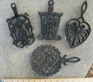 Set Of 4 Antique Black Cast Iron Trivets - Great For Use Or Decor - Look