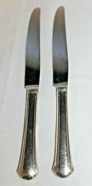 (2) Vintage Towle Sterling Silver 8.  75 " Knives No Mono 122.  1g Chippendale Patt