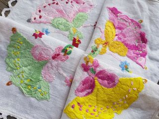 Fabulous Vintage Hand Embroidered Linen Traycloth With Crinoline Ladies