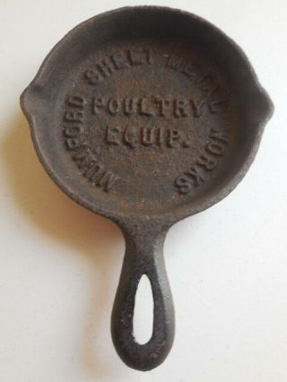 Antique - Small 3 1/2 " Cast Iron Skillet Poultry Equip - Advert.  Selbyville Delaware