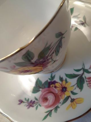 Vintage Collectible Royal Vale English Fine Bone China Tea Cup and Saucer 3