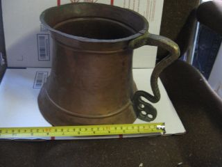LARGE VINTAGE COPPER TANKARD GREAT FOR DISPLAY - MANCAVE MUST - WILL NOT HOLD WATER 2