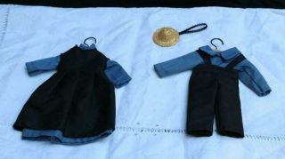 Vintage Amish Boy and Girl Doll Clothes Pair on Hangers 4